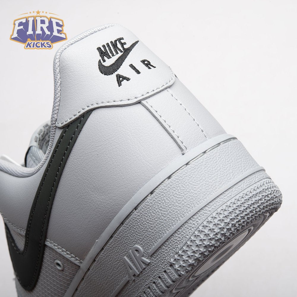 Nike Air Force 1 '07 LV8 IR0952-002 Unisex