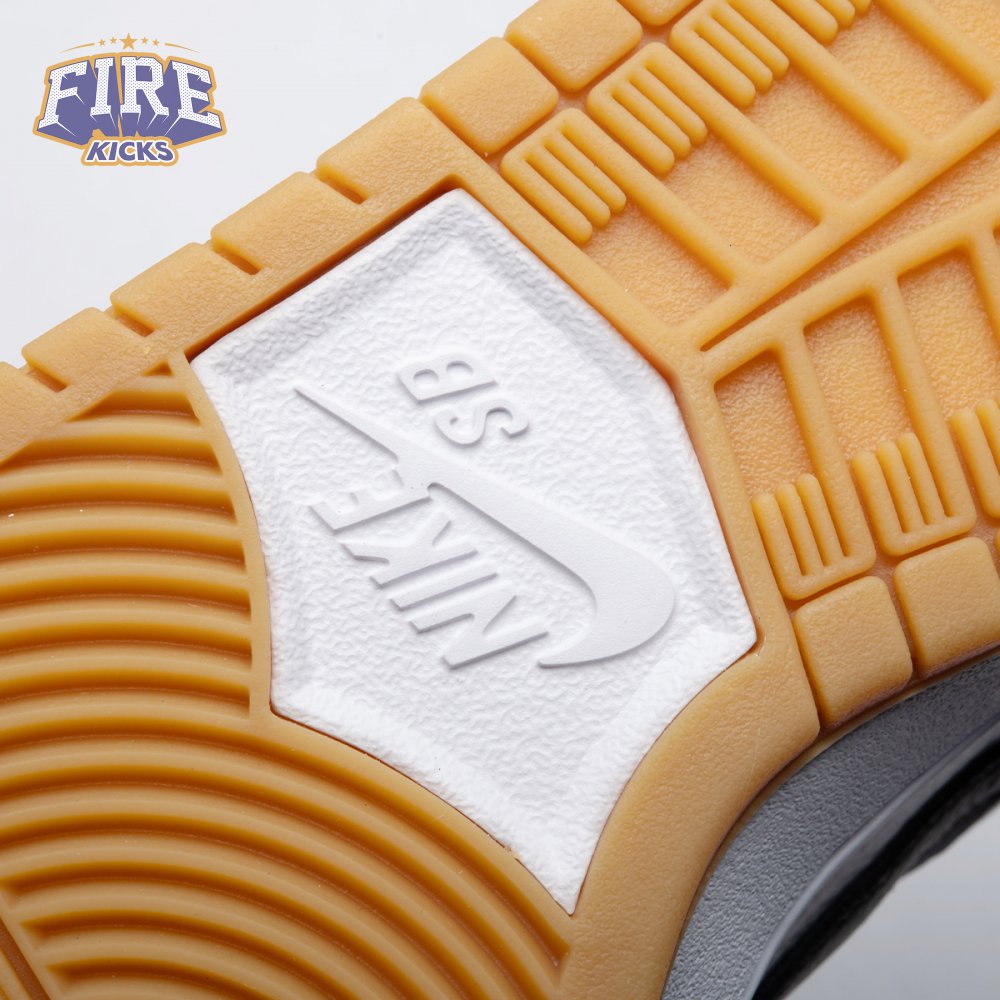 Nike SB Dunk Low Orange Label White Black Unisex